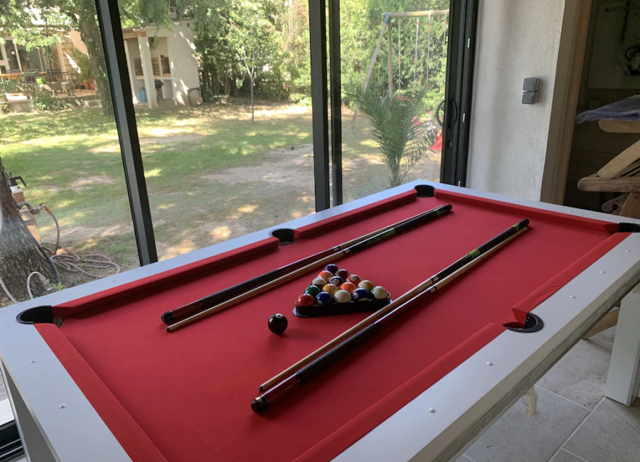 Billard dans le Pool House